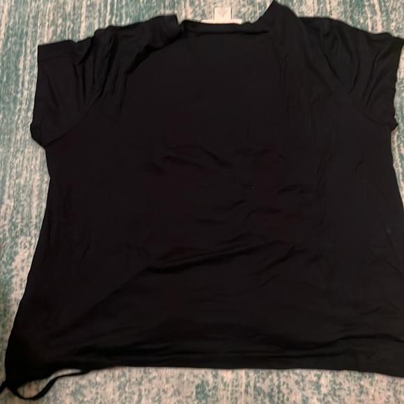 NEVER WORN BLACK CROP TOP WITH LACE DOWN MIDDLE - Picture 5 of 5